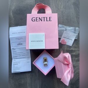 NEW COOING CHARM w/BOX Gentle Monster X Jennie Salon USA SELLER DTLA w/ RECEIPT